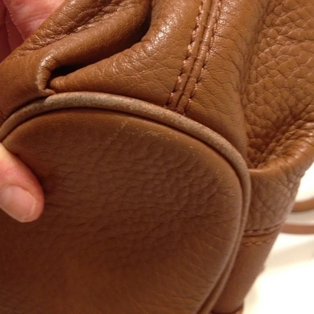 MICHAEL KORS drawstring leather brown purse bag